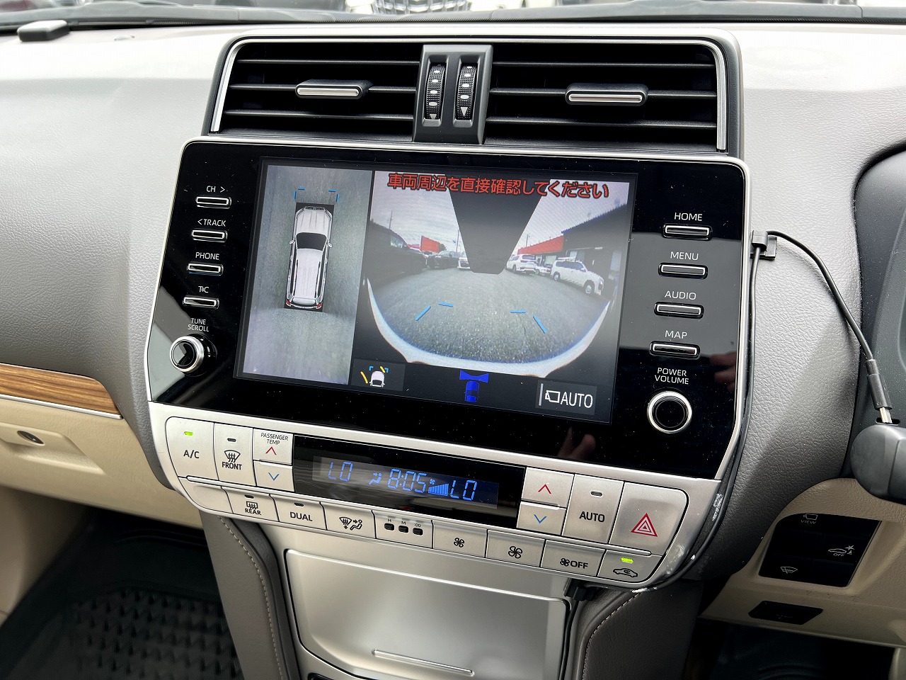 TOYOTA Land Cruiser Prado