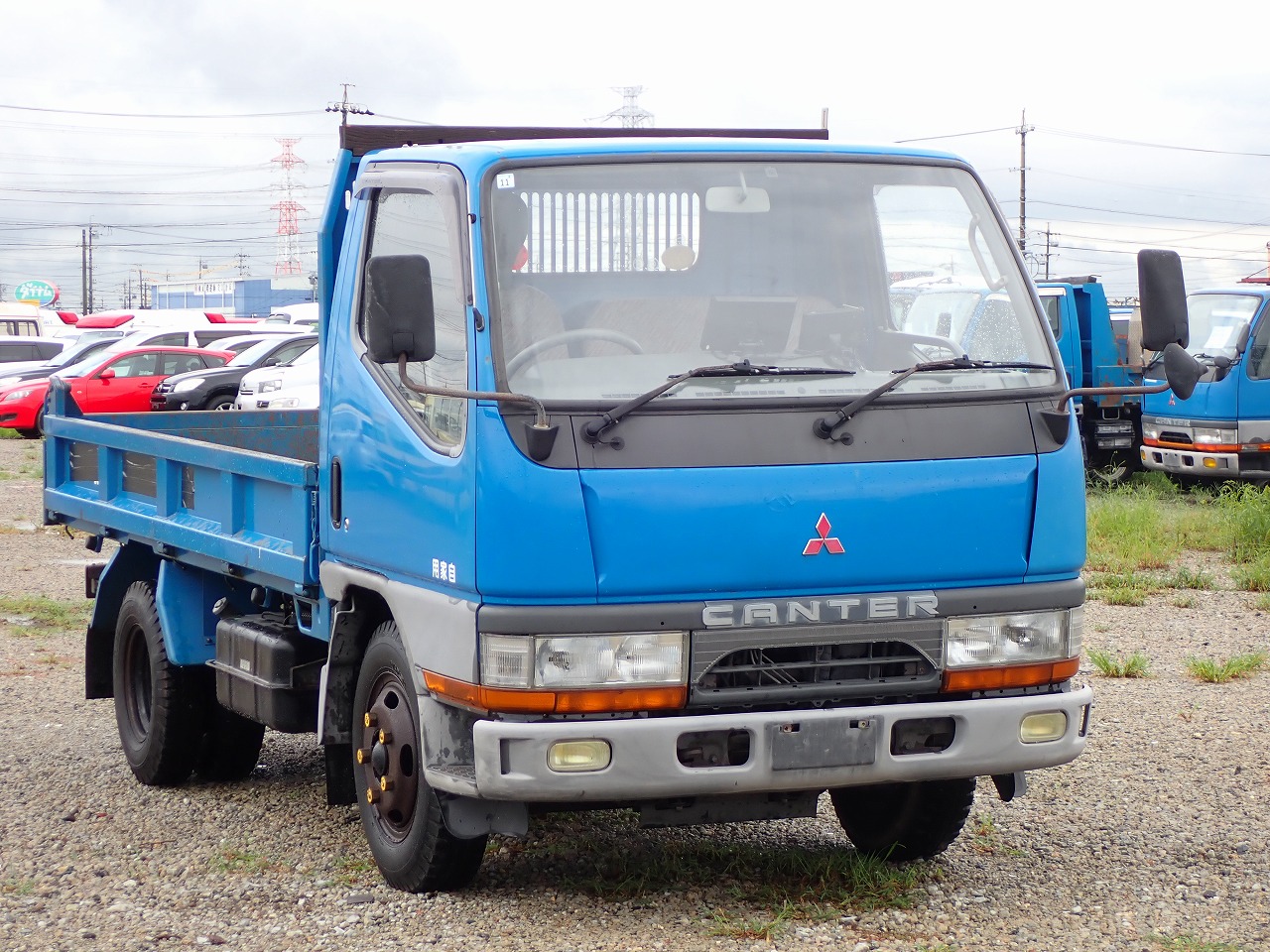 MITSUBISHI Canter