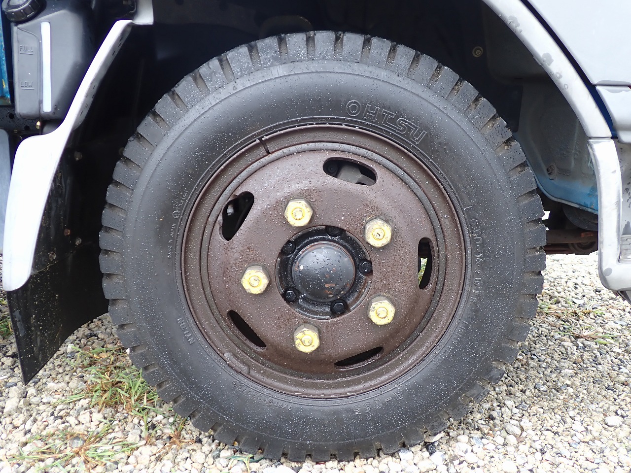 MITSUBISHI Canter