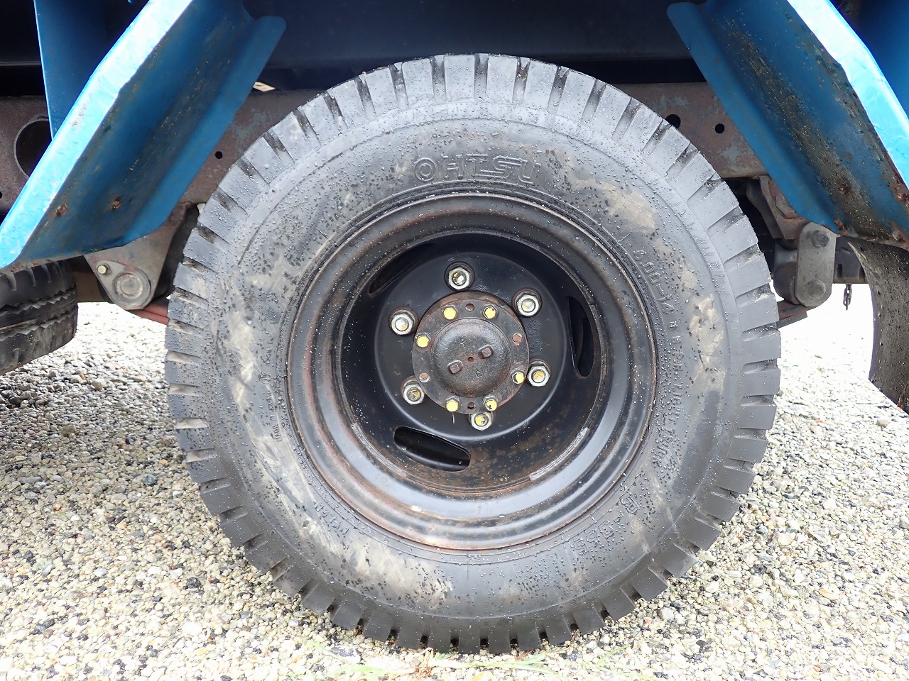 MITSUBISHI Canter