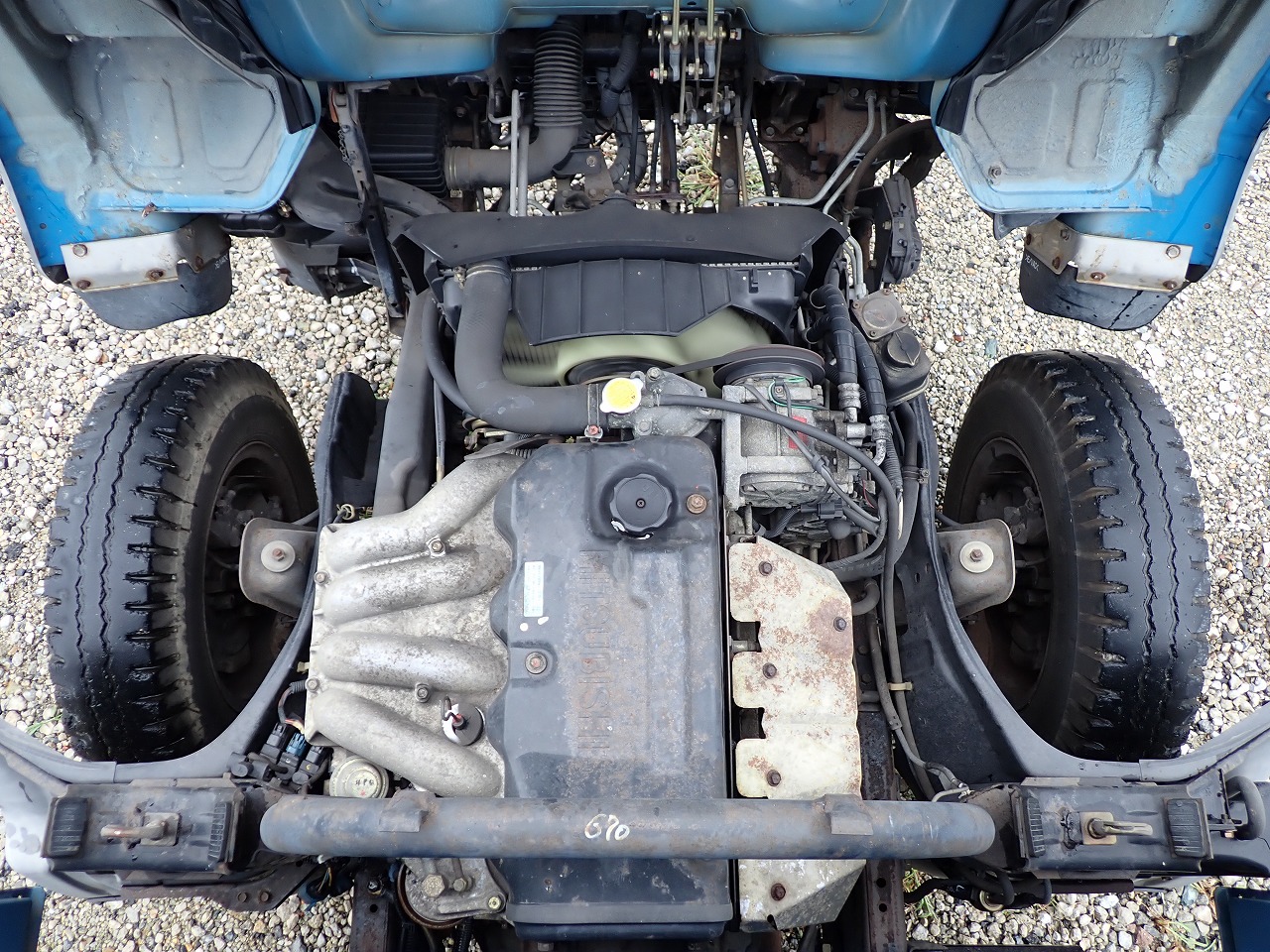 MITSUBISHI Canter