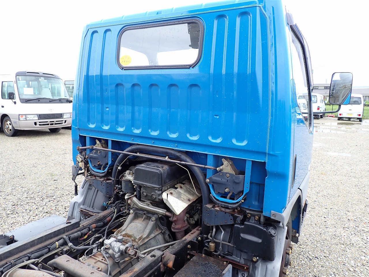 MITSUBISHI Canter