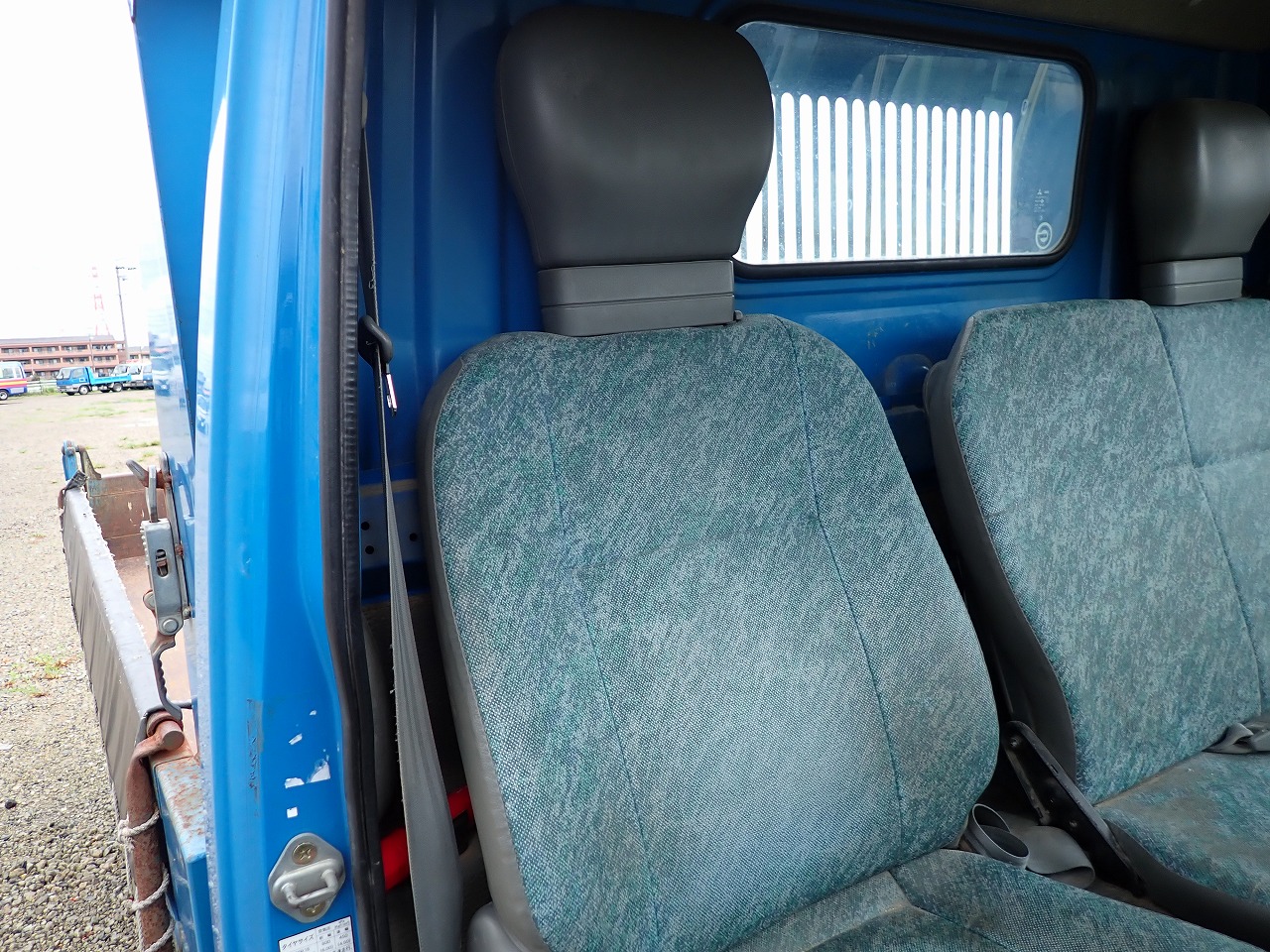 MITSUBISHI Canter