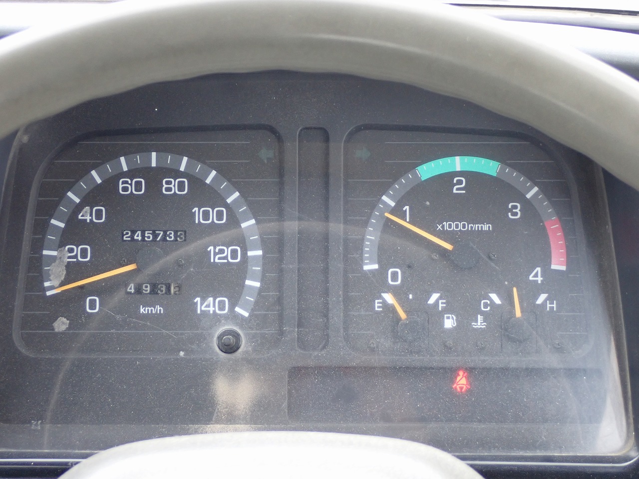 MITSUBISHI Canter