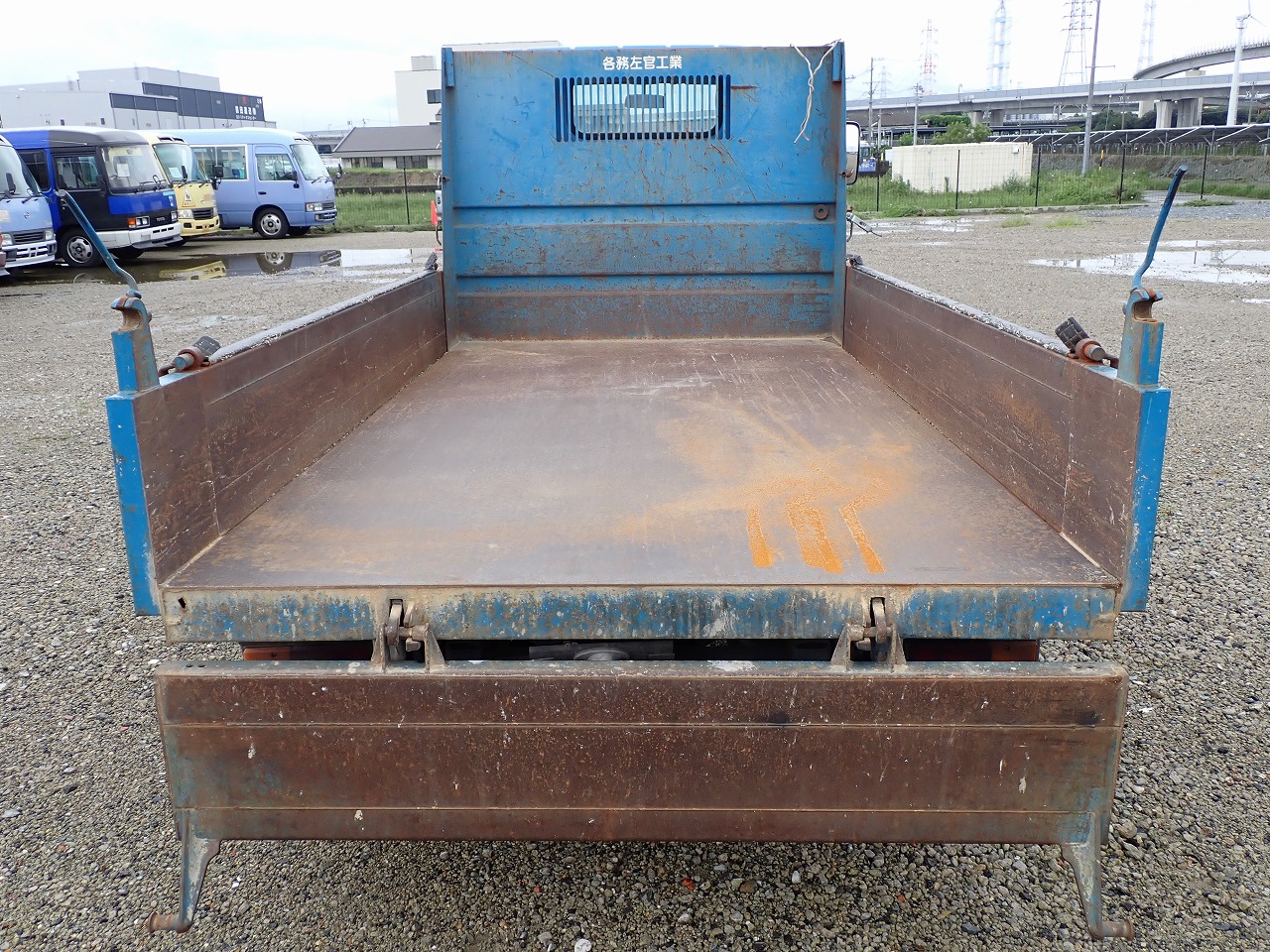 MITSUBISHI Canter