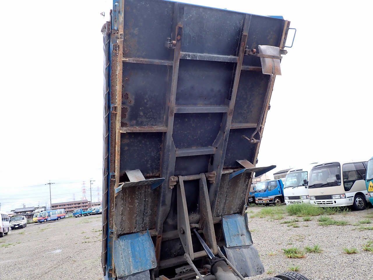 MITSUBISHI Canter