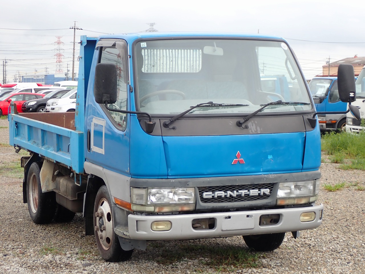 MITSUBISHI Canter