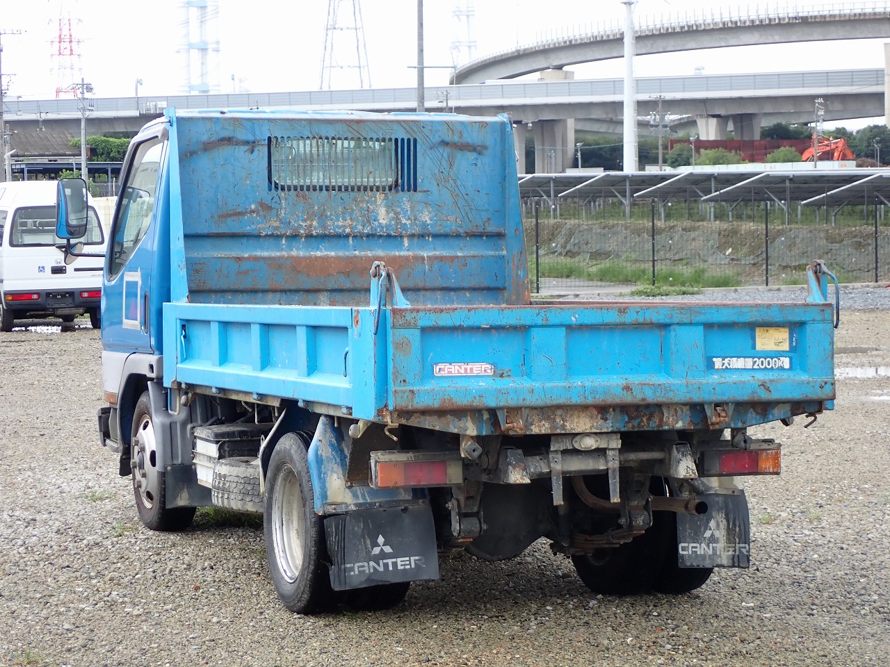 MITSUBISHI Canter