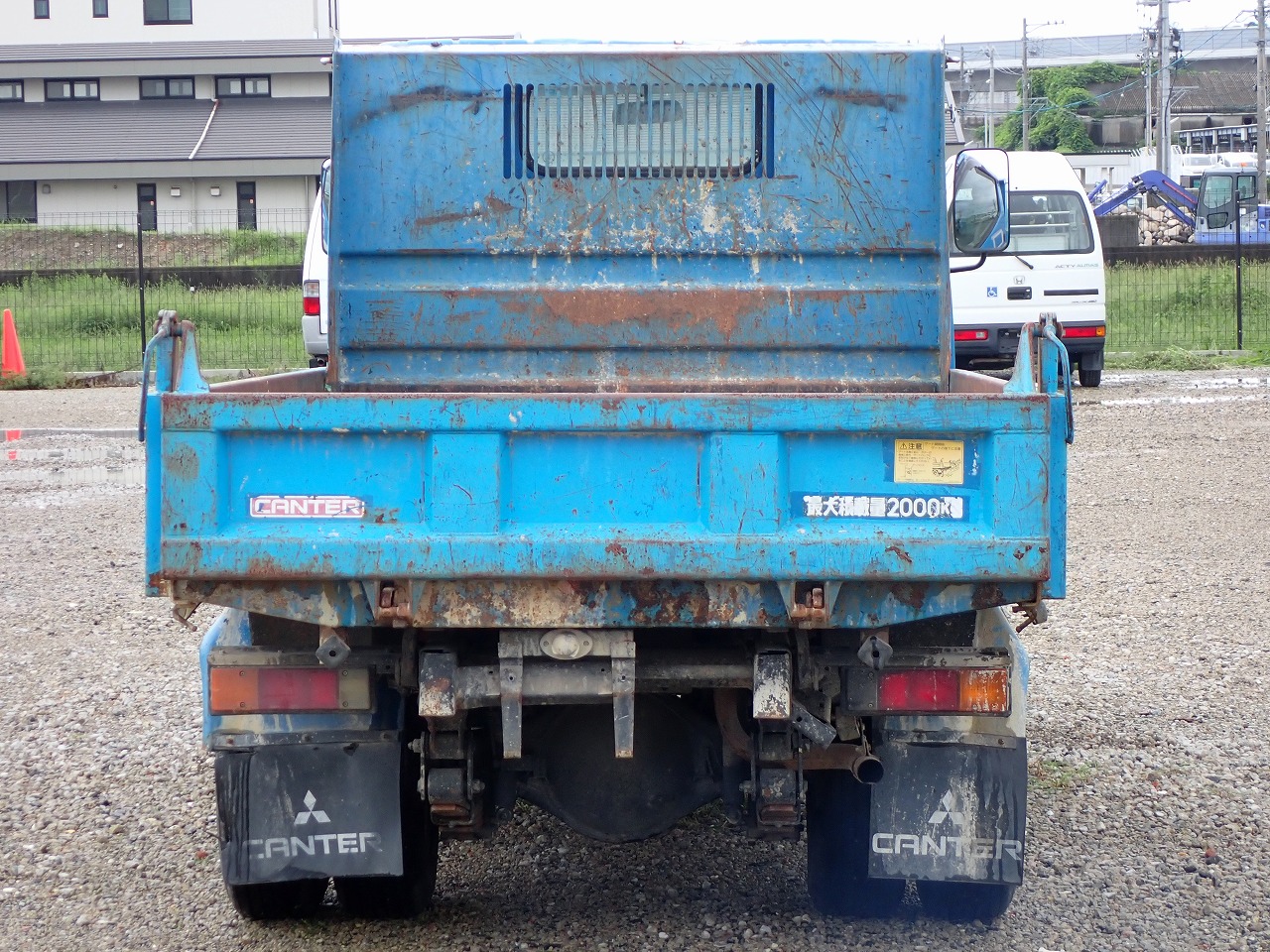 MITSUBISHI Canter