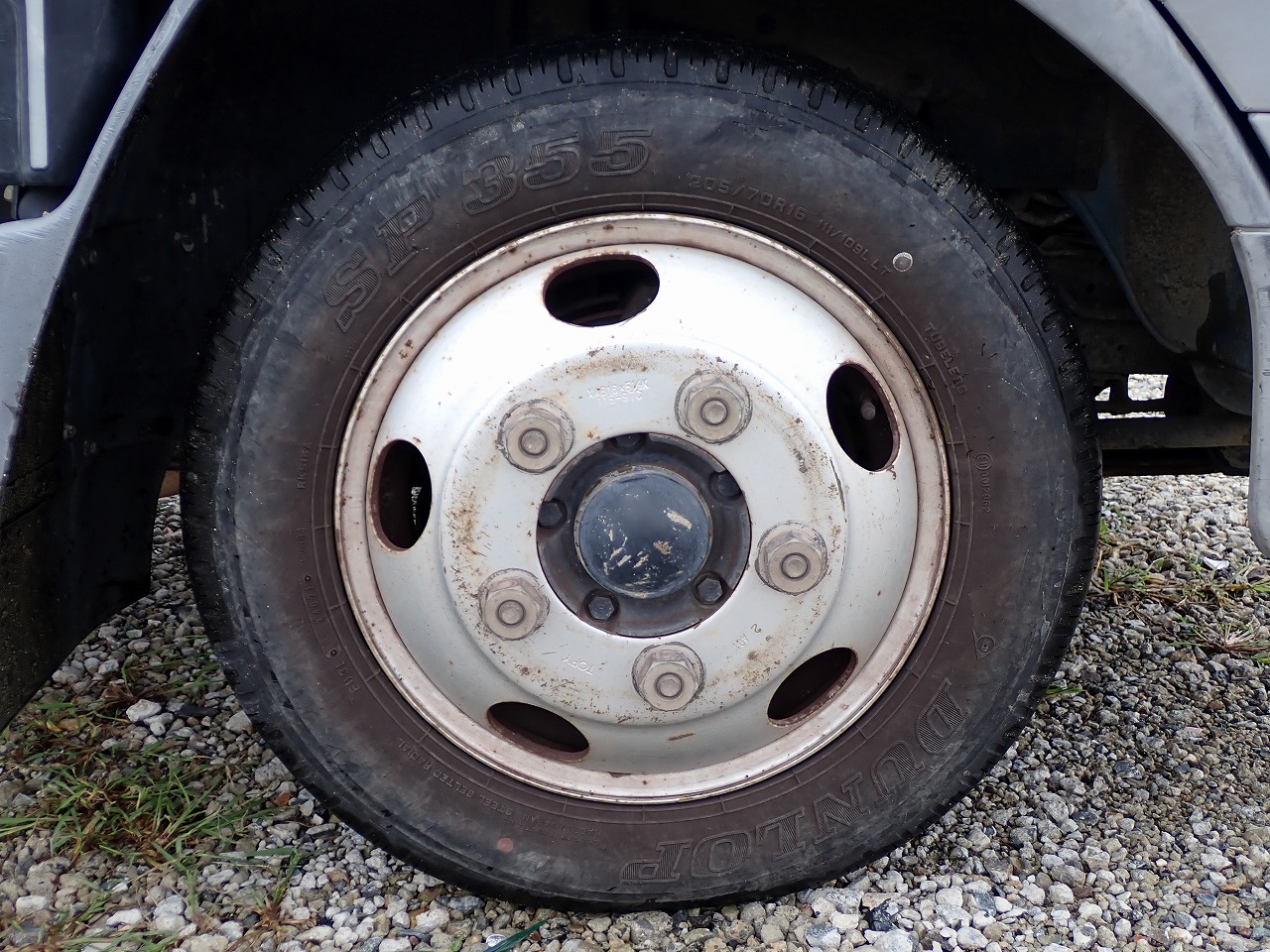 MITSUBISHI Canter