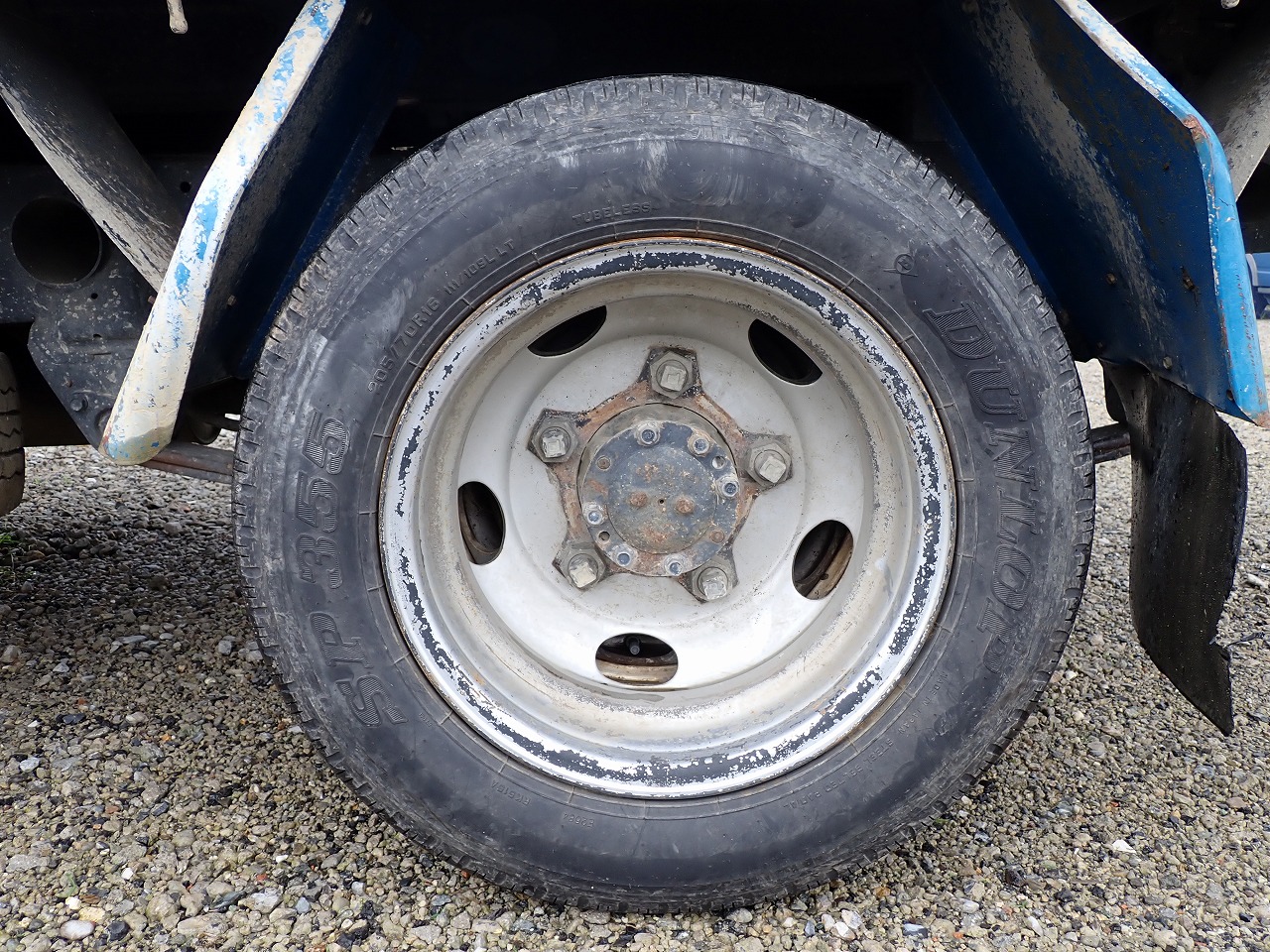 MITSUBISHI Canter