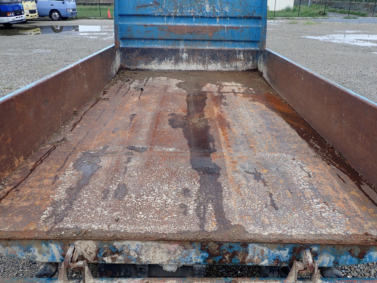 MITSUBISHI Canter