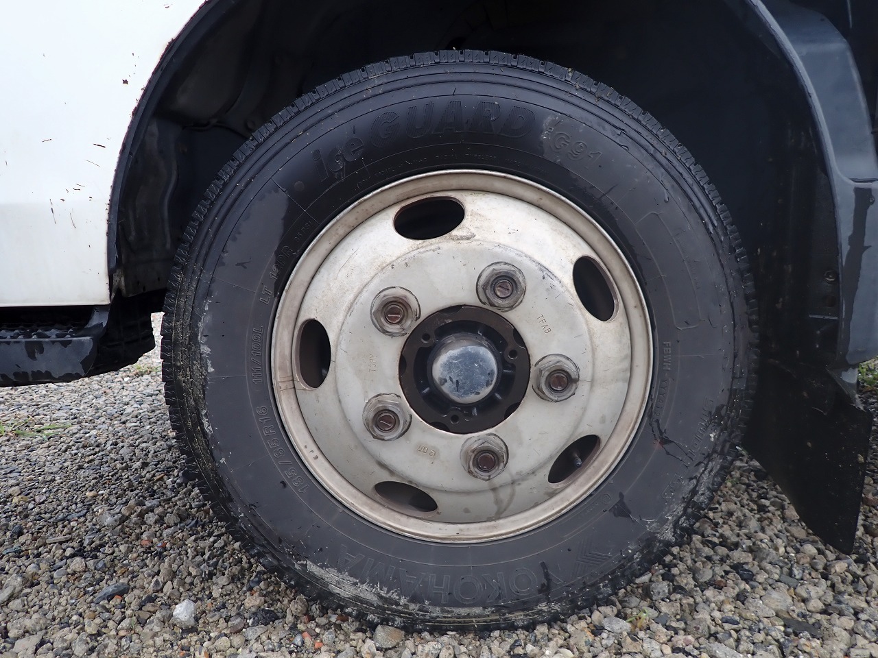 TOYOTA Dyna Truck