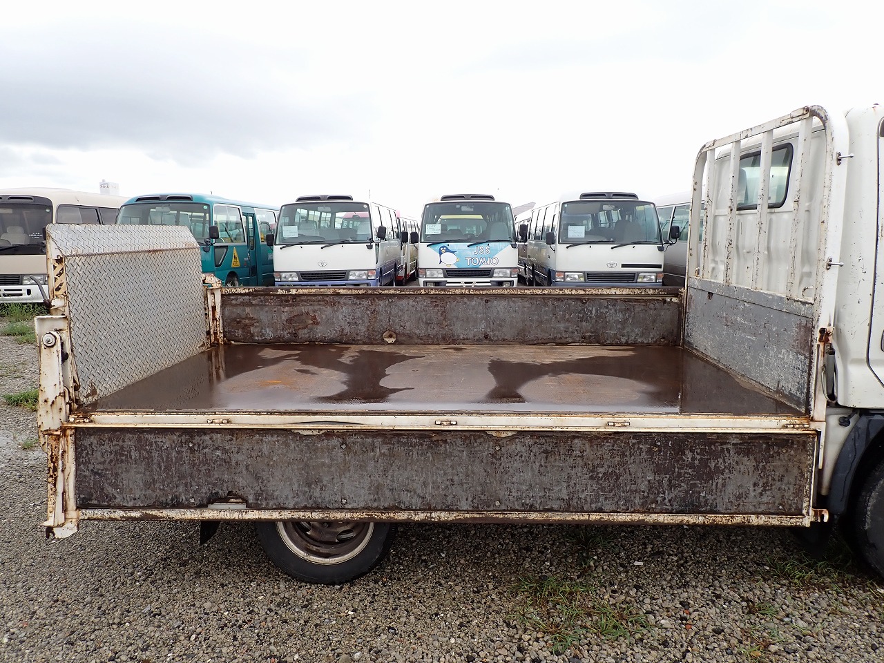 TOYOTA Dyna Truck