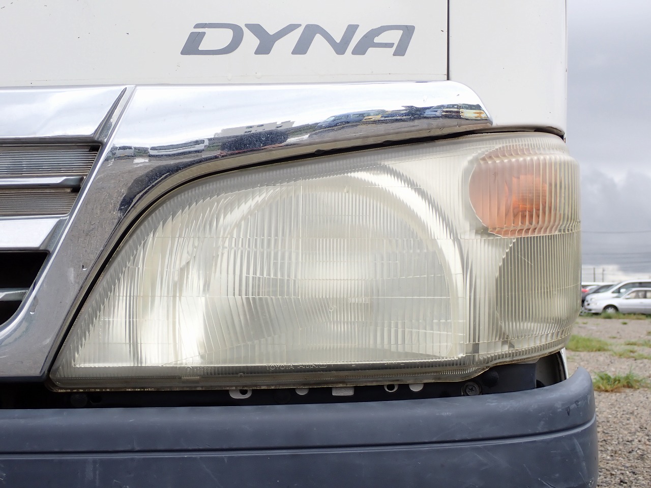 TOYOTA Dyna Truck
