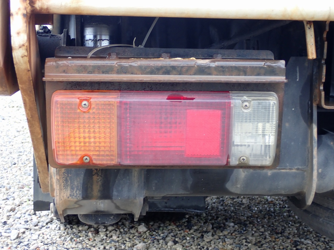 TOYOTA Dyna Truck