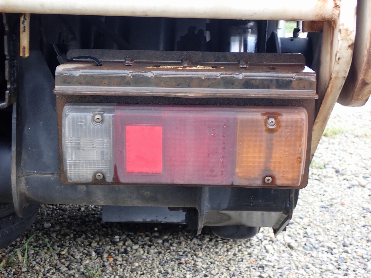 TOYOTA Dyna Truck