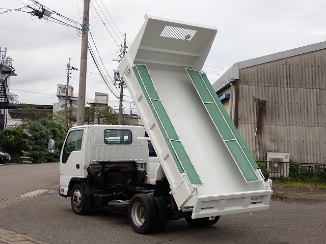 ISUZU Elf Truck