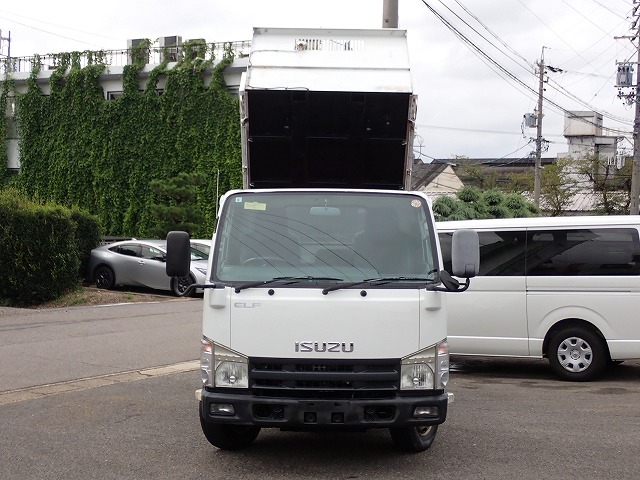 ISUZU Elf Truck