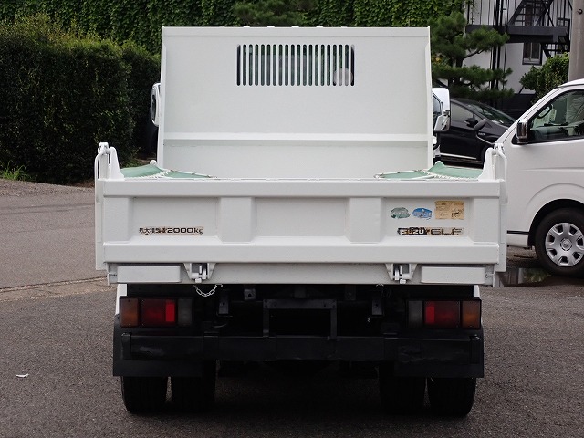 ISUZU Elf Truck