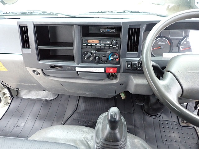 ISUZU Elf Truck