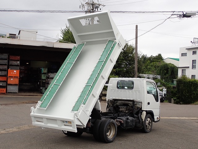 ISUZU Elf Truck