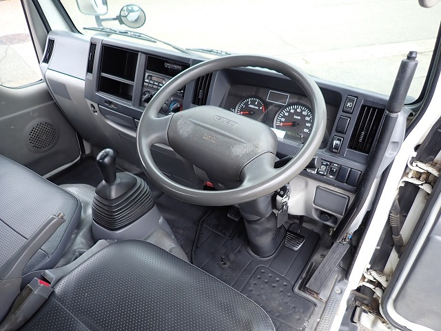ISUZU Elf Truck
