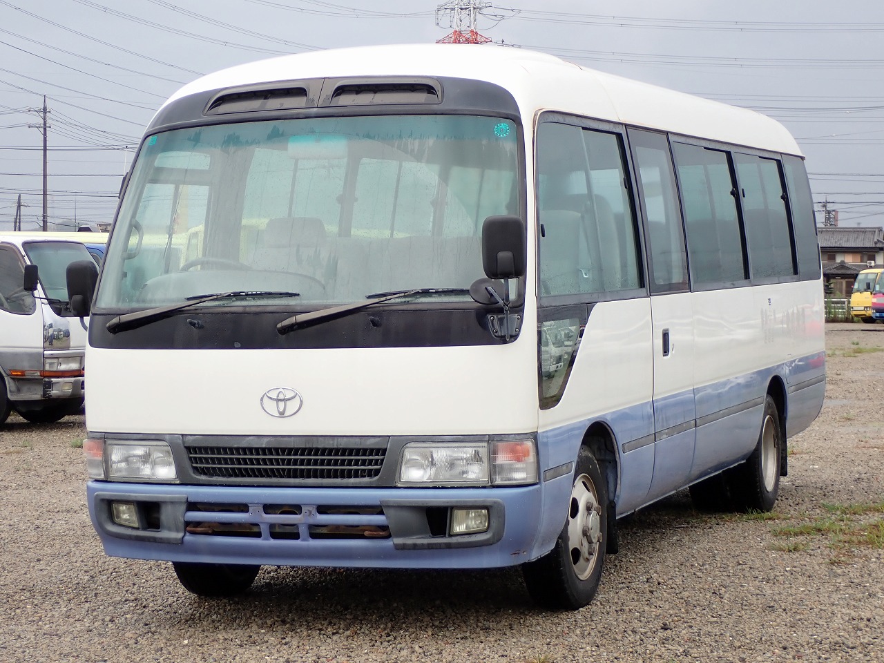 TOYOTA Coaster