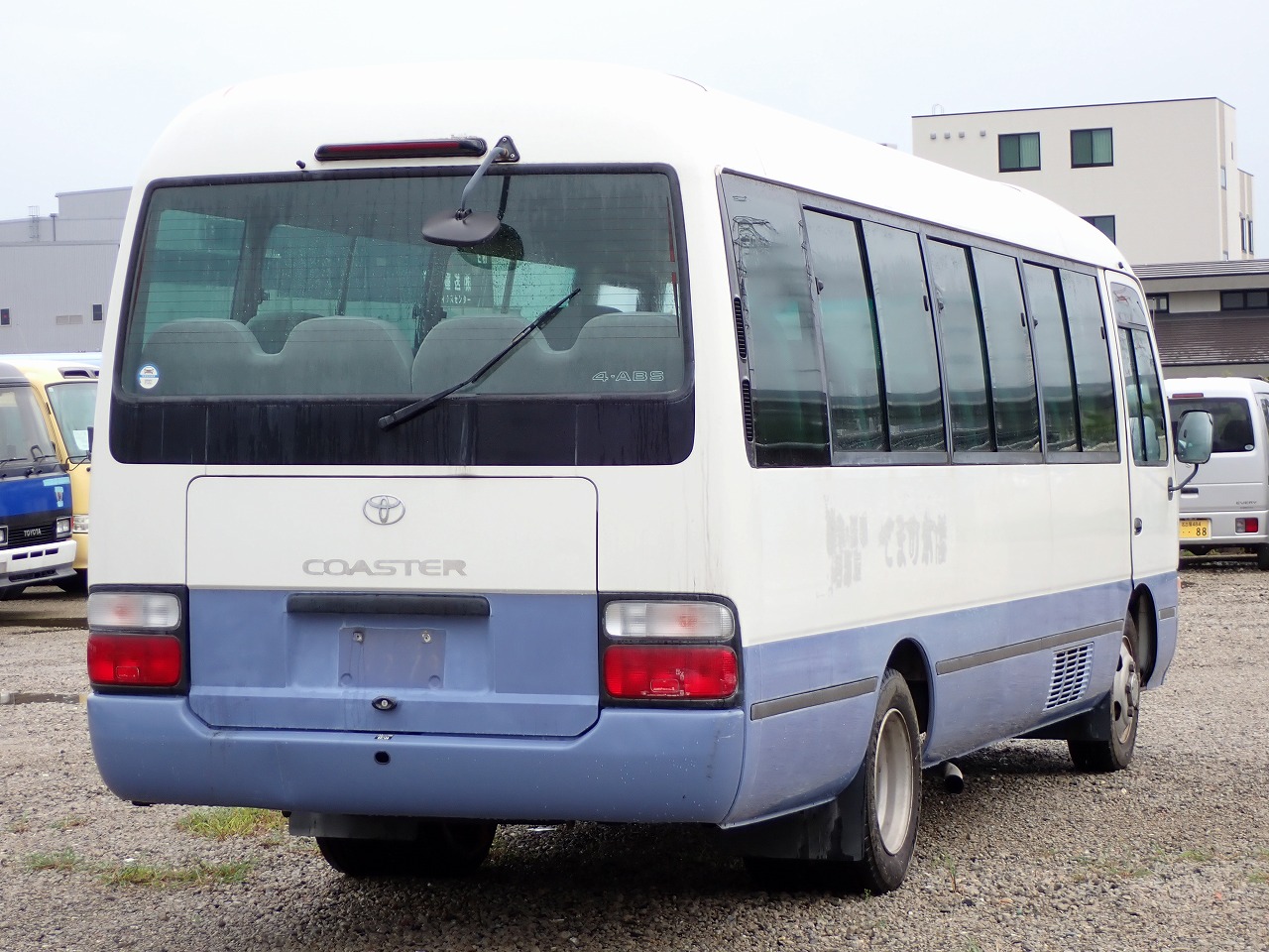 TOYOTA Coaster