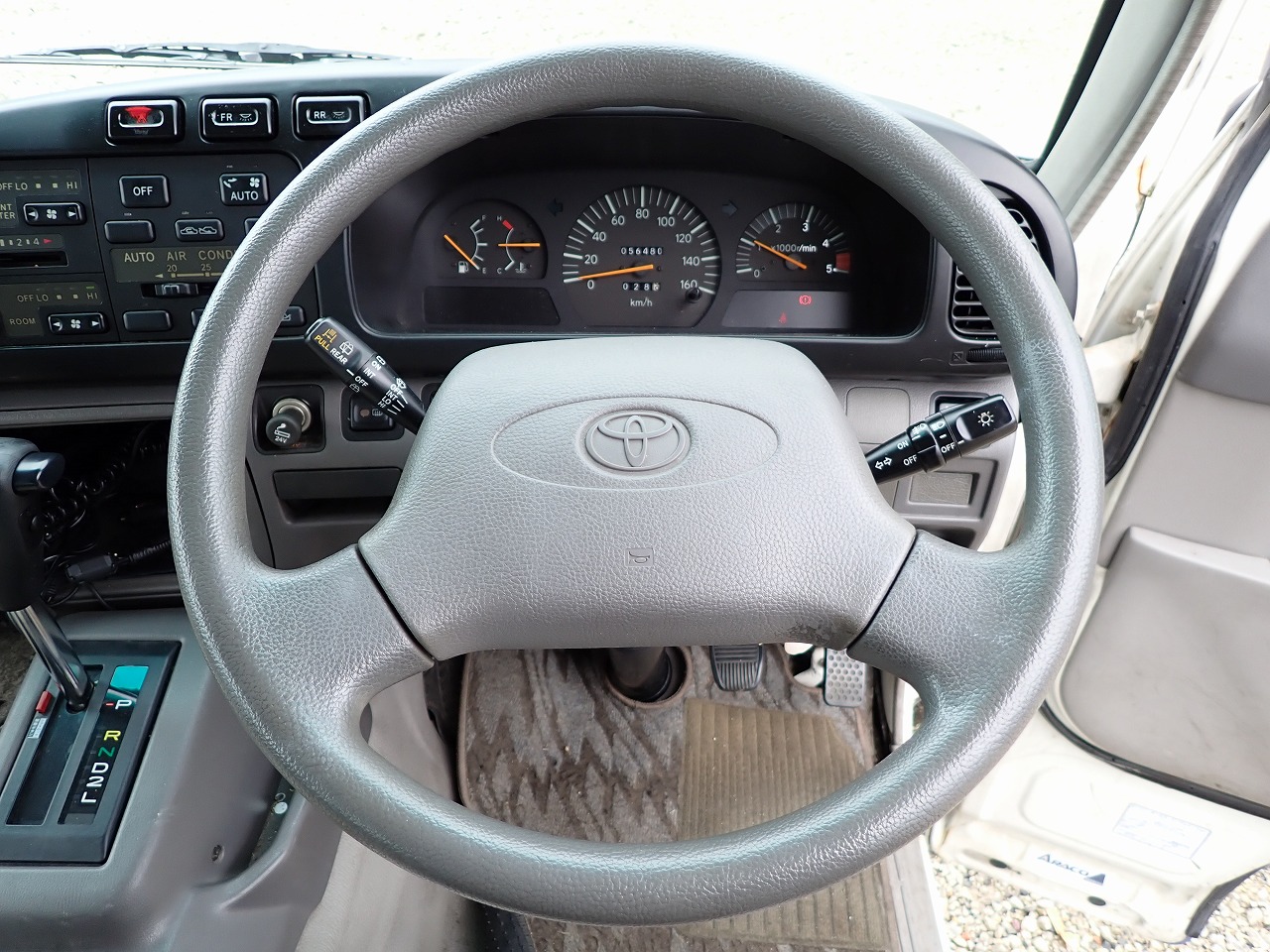 TOYOTA Coaster