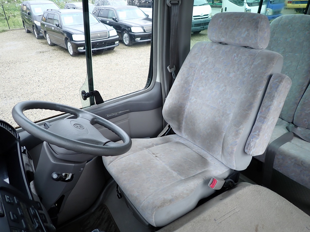 TOYOTA Coaster