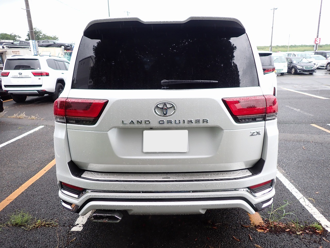 TOYOTA Land Cruiser