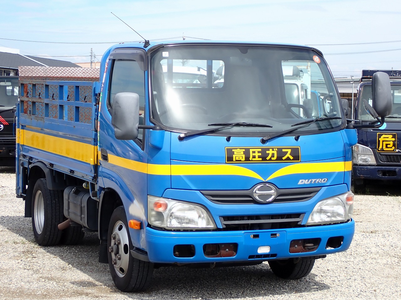 HINO Dutro