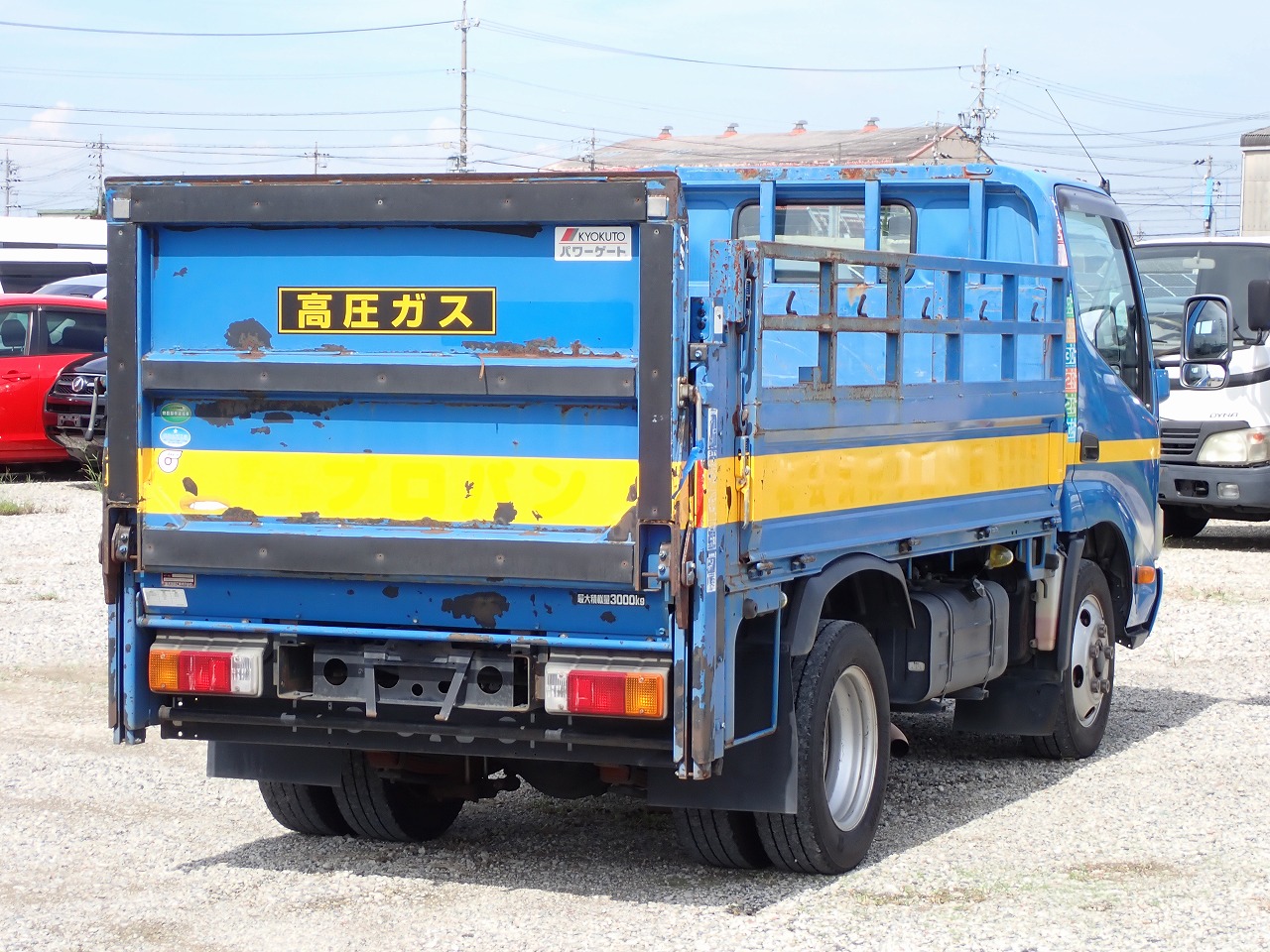 HINO Dutro
