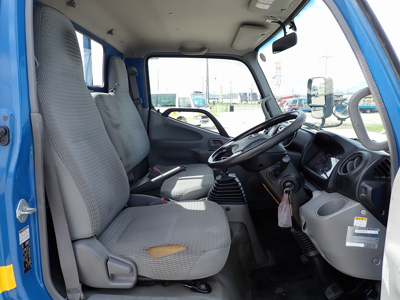 HINO Dutro