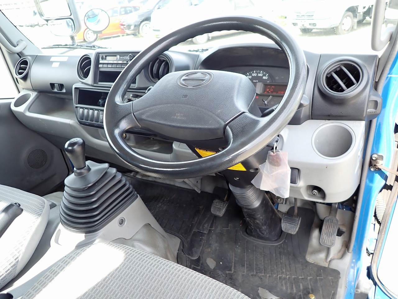 HINO Dutro