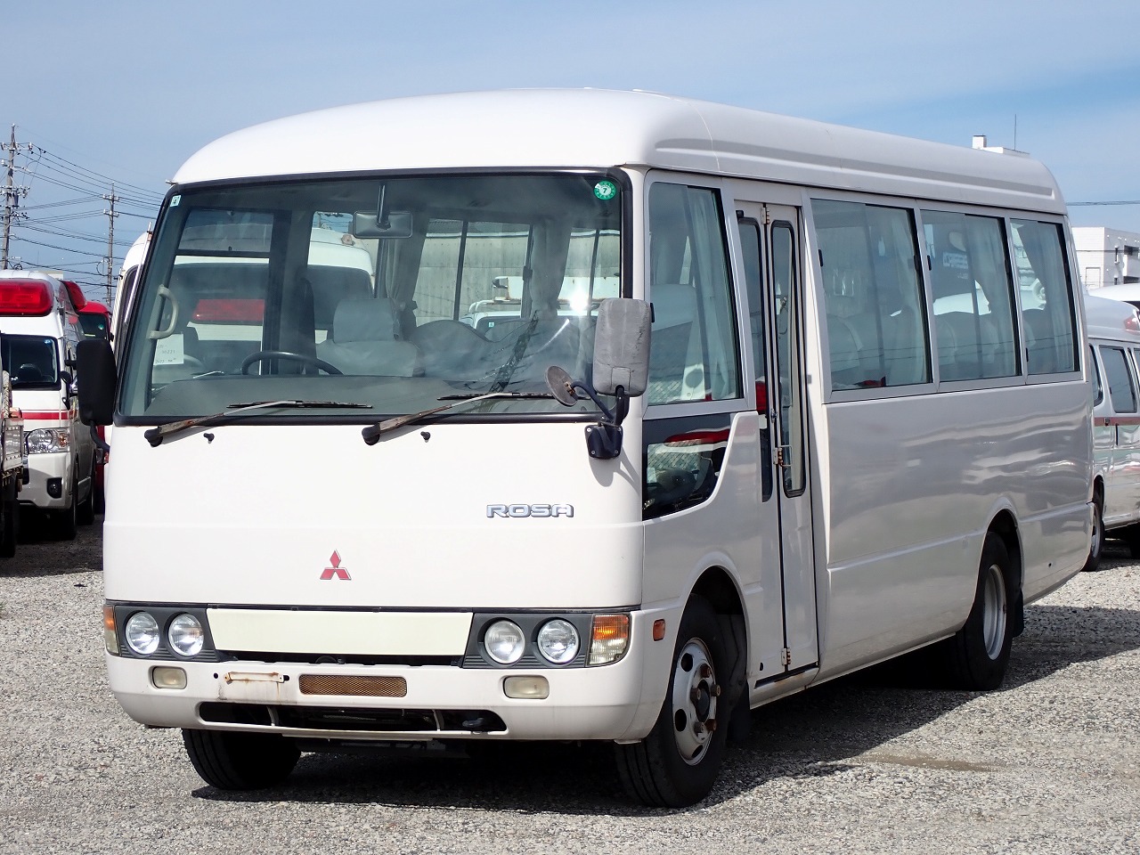 MITSUBISHI Rosa
