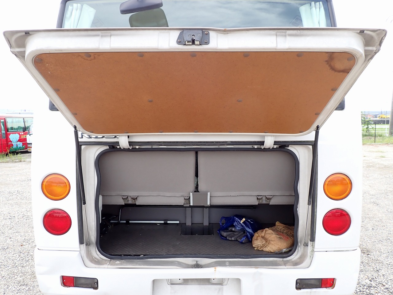 MITSUBISHI Rosa