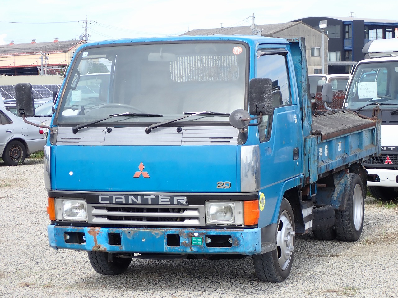 MITSUBISHI Canter