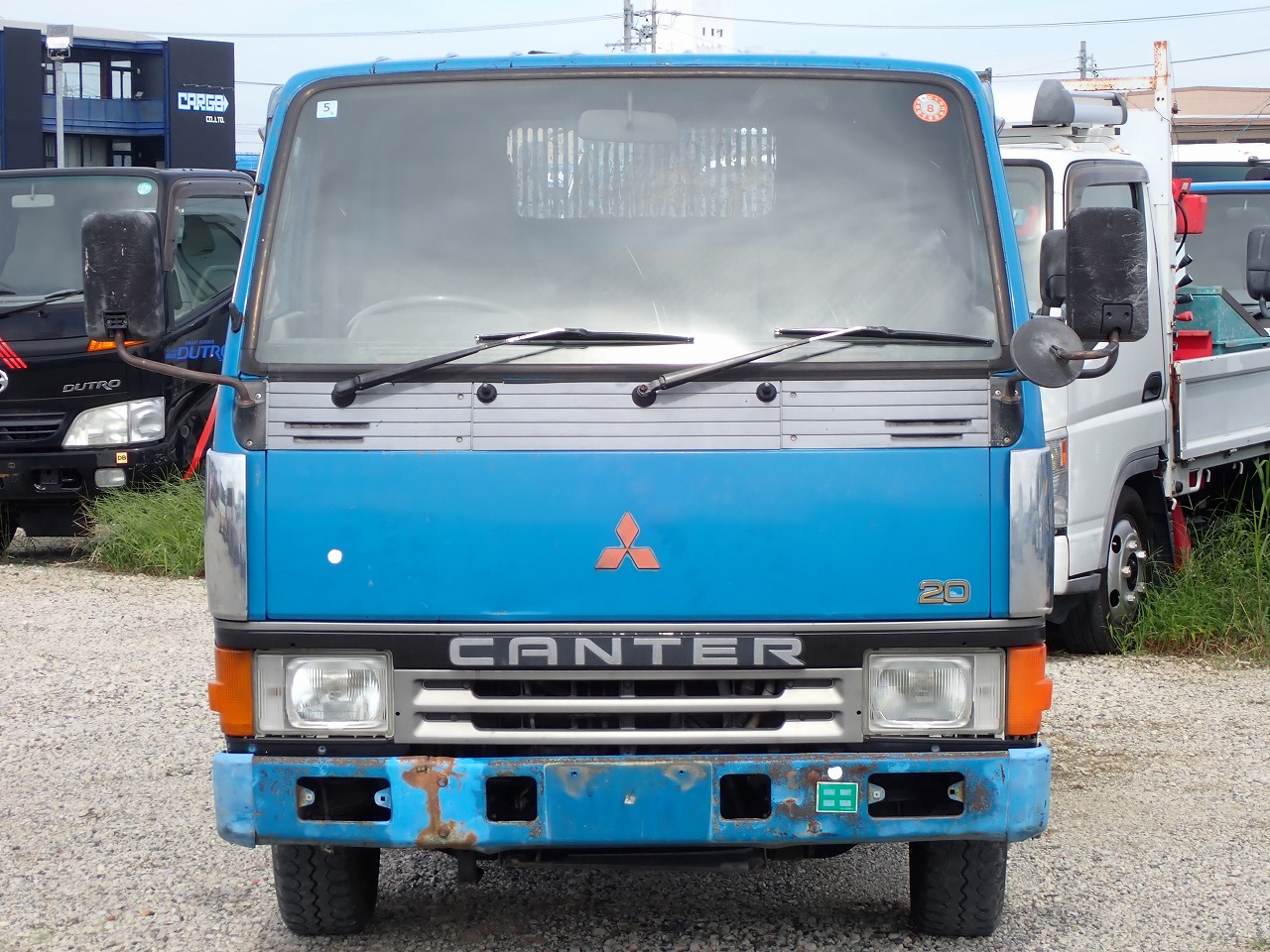 MITSUBISHI Canter