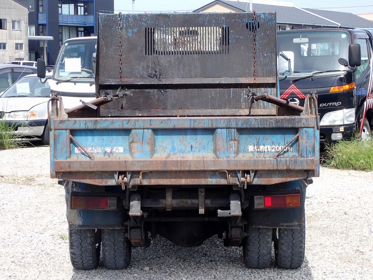 MITSUBISHI Canter