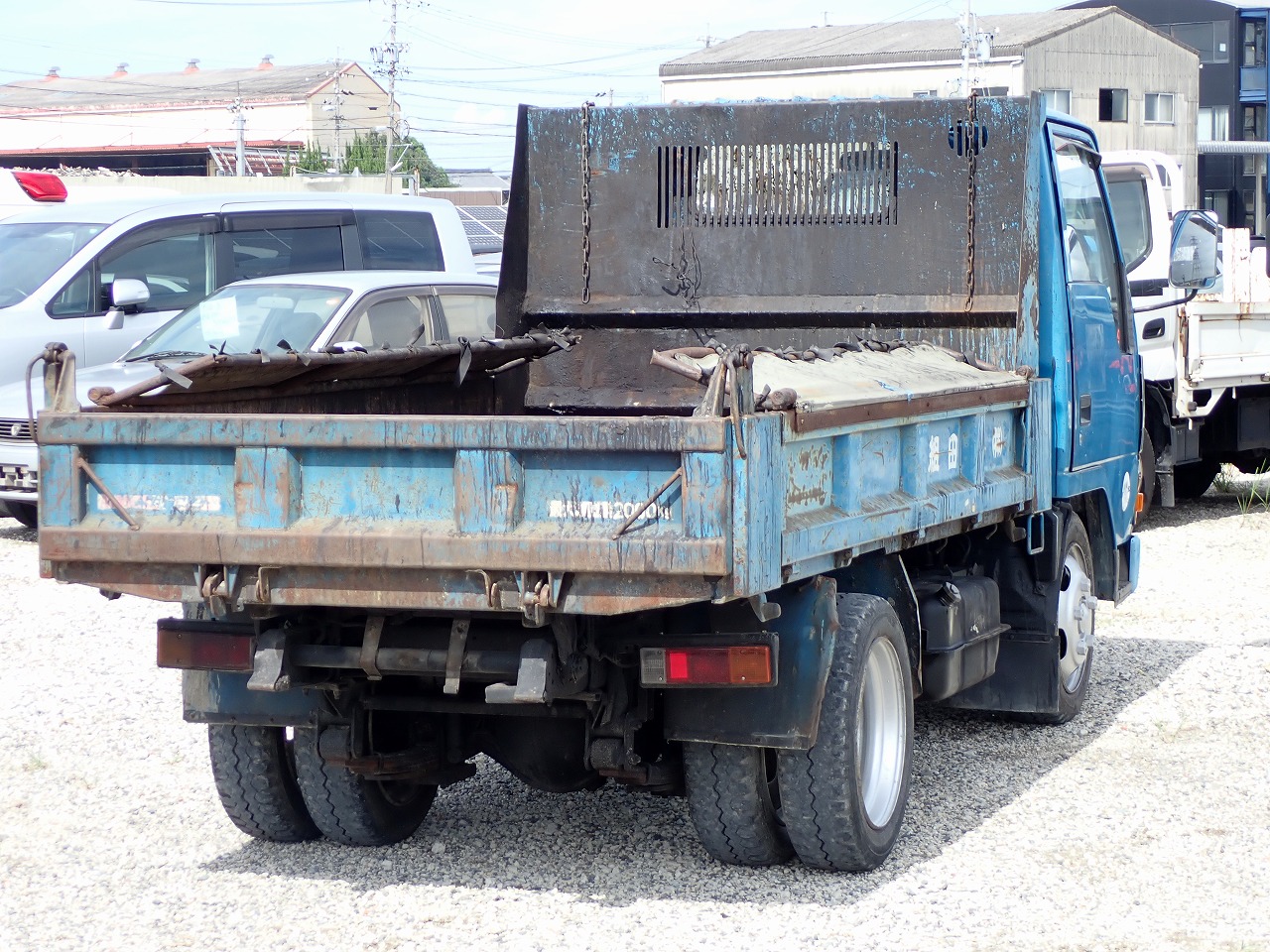 MITSUBISHI Canter