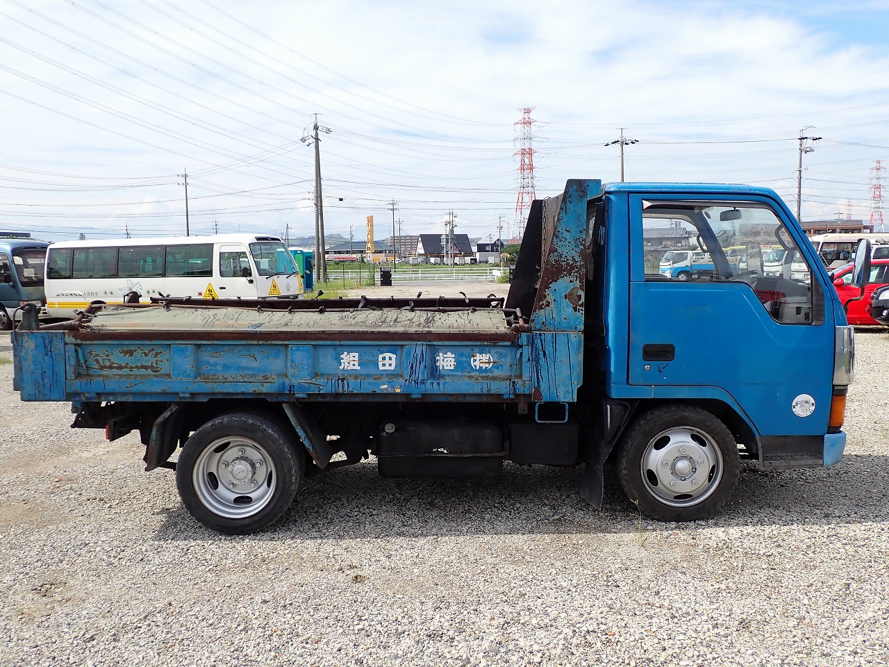 MITSUBISHI Canter
