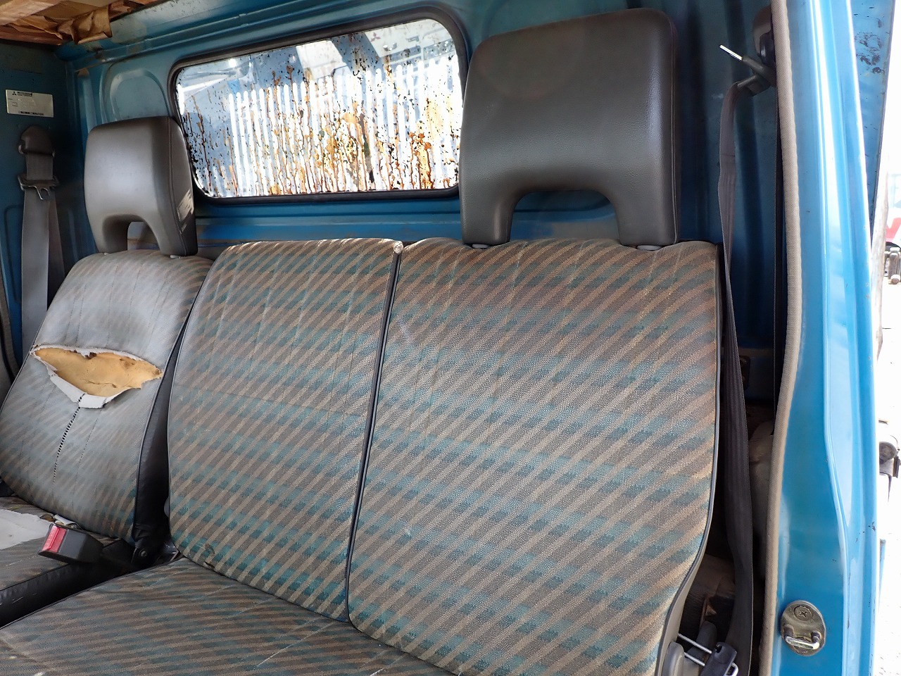 MITSUBISHI Canter