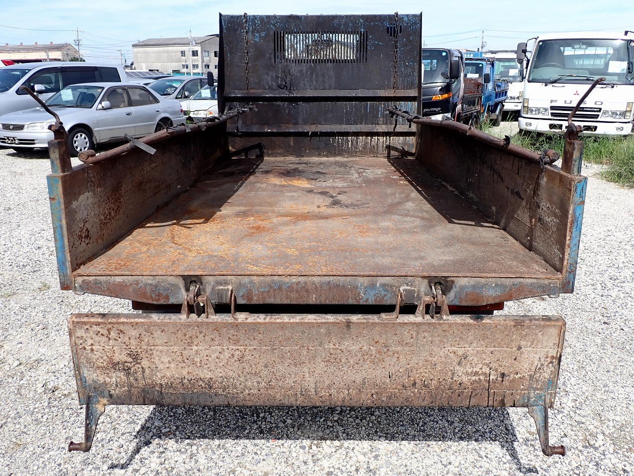 MITSUBISHI Canter