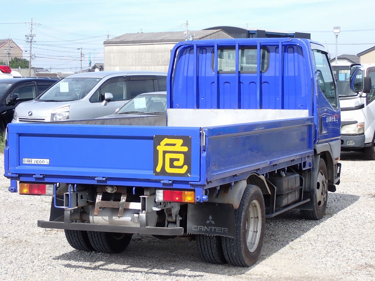 MITSUBISHI Canter