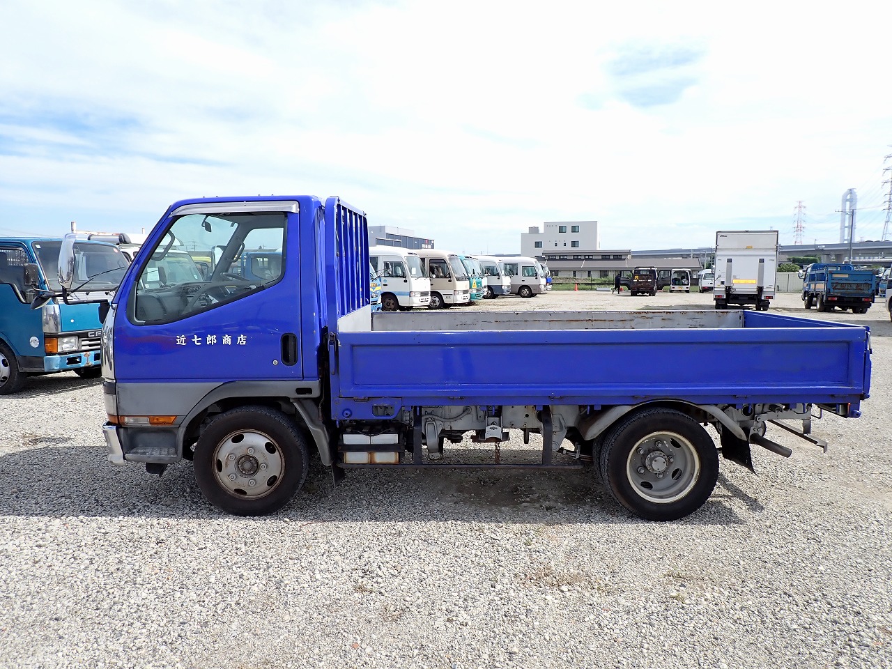 MITSUBISHI Canter
