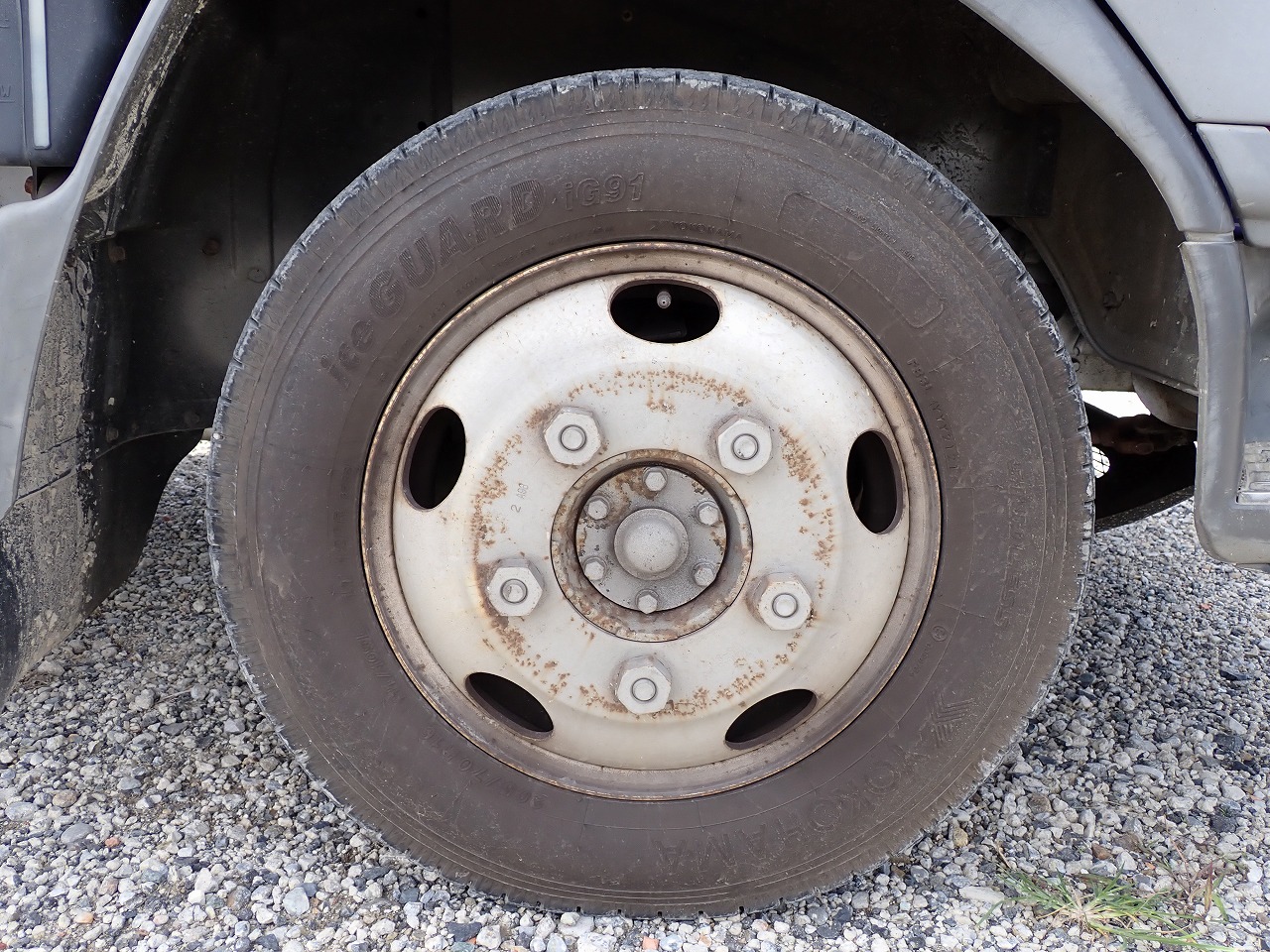 MITSUBISHI Canter