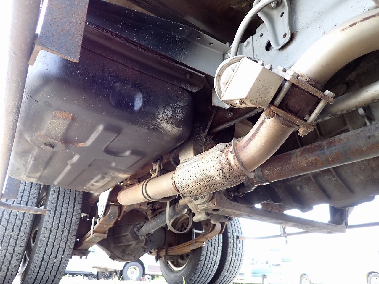 MITSUBISHI Canter