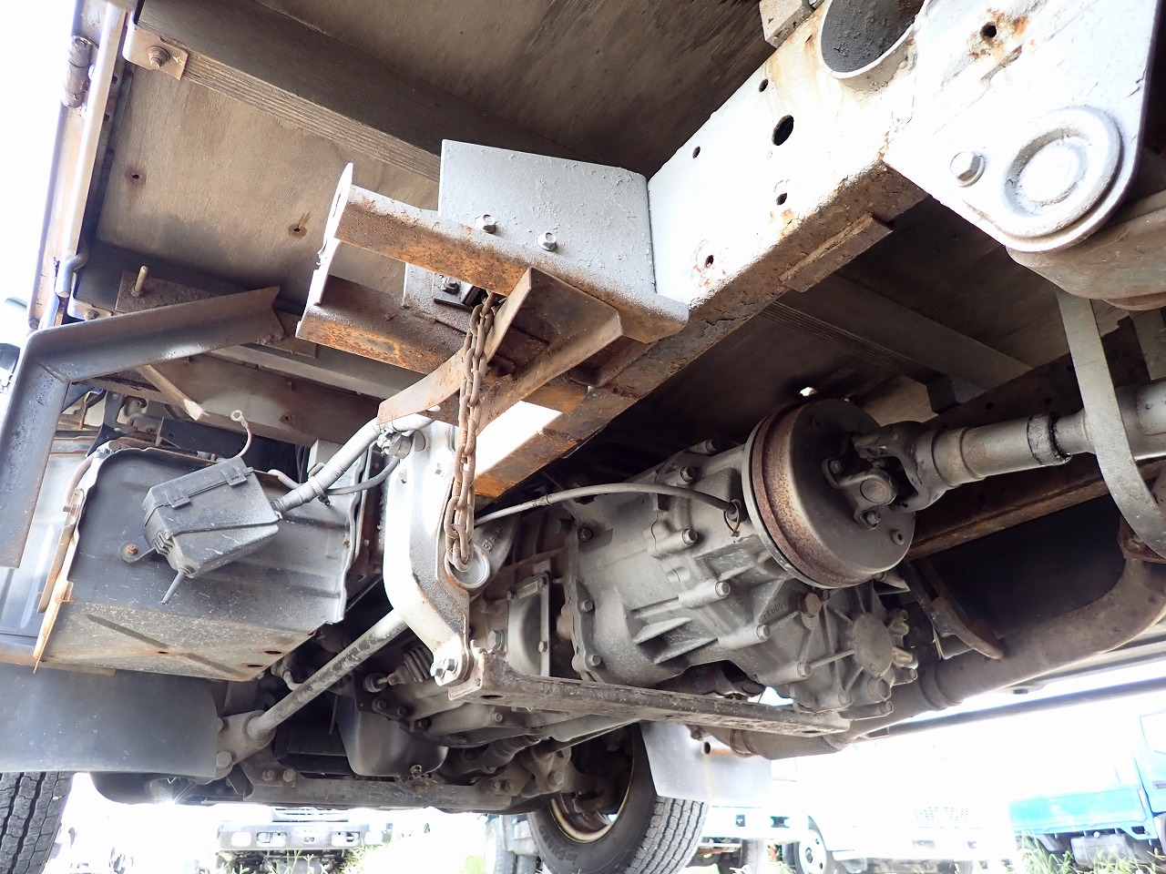 MITSUBISHI Canter